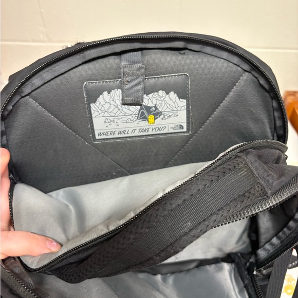 North Face Recon Backpack - Picture 4 of 7